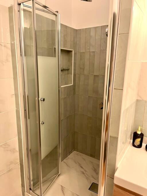Apartment Gare De Lyon 12e, 1 2 A 4p *